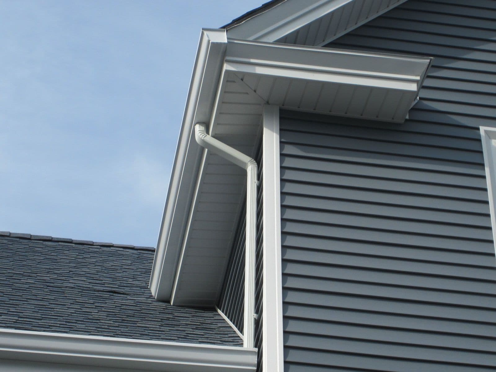Seamless Gutter Installation